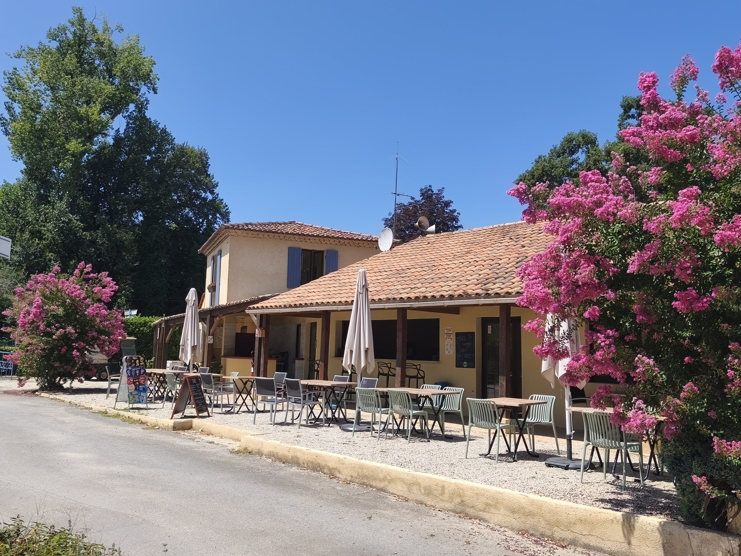 Camping du Pont de Vicq, espace naturel calme en bord de rivière